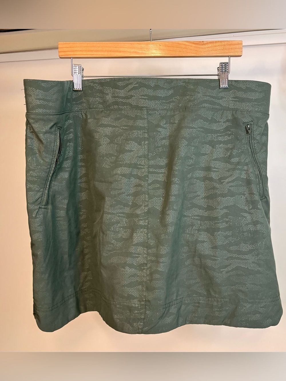 Orvis Olive Green Skort - XXL